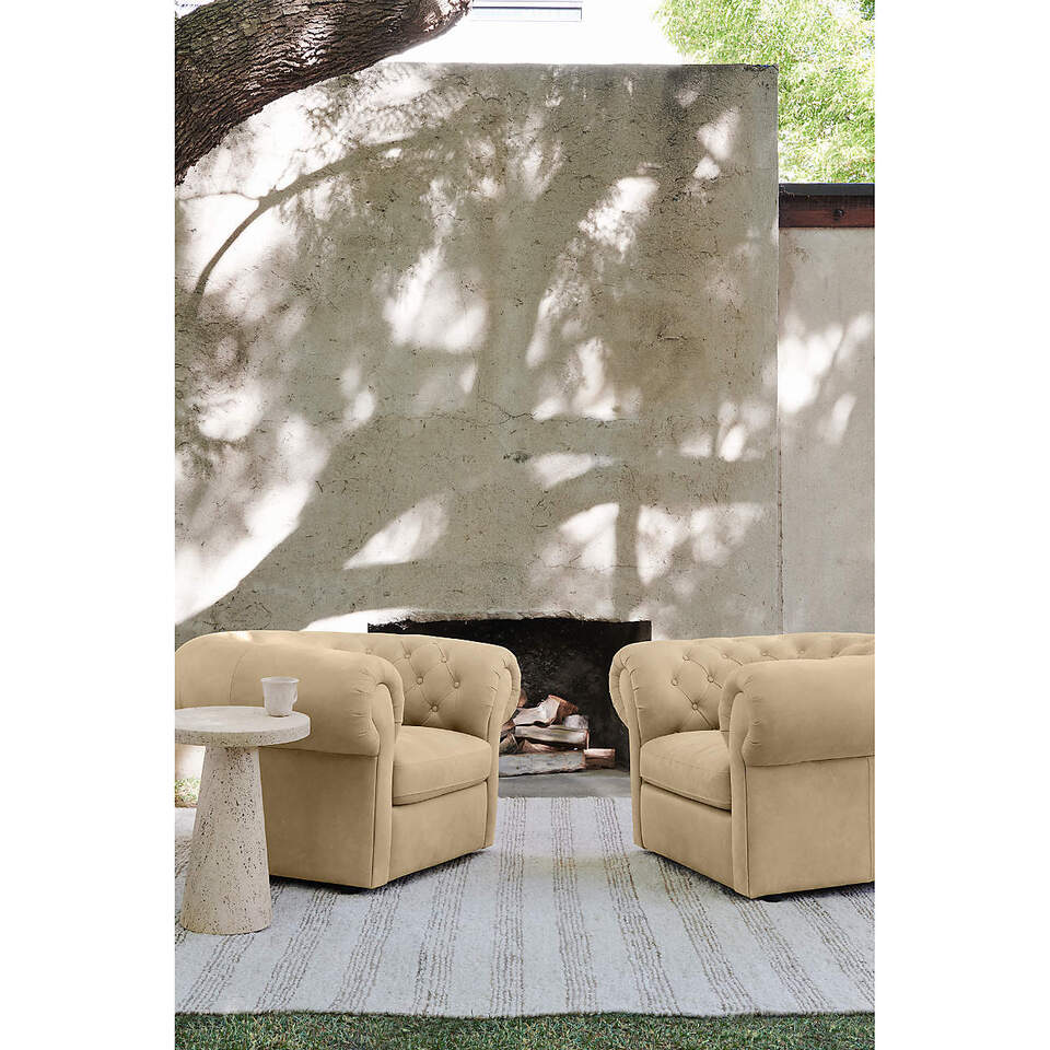 Gig Leather Chesterfield Chair
